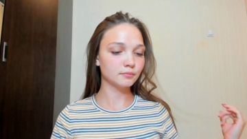 Emma_Fades